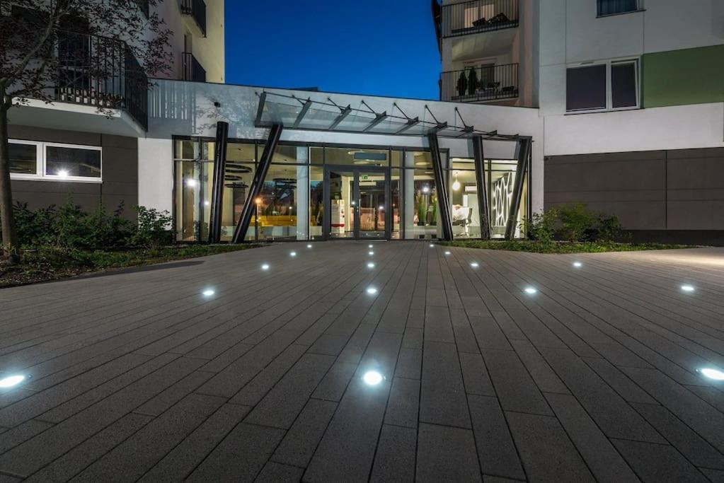 Big 6 People, 3 Rooms, Airport/mokotow Leilighet Warszawa
