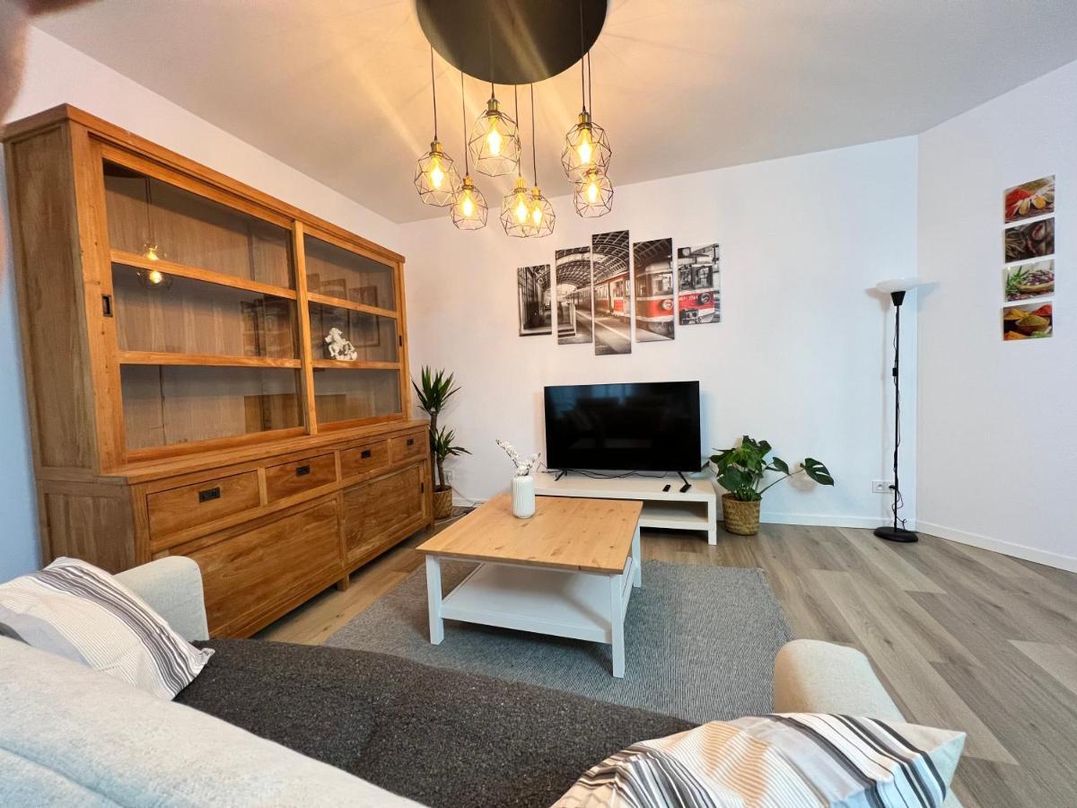 Leilighet Big 6 People, 3 Rooms, Airport/mokotow Warszawa