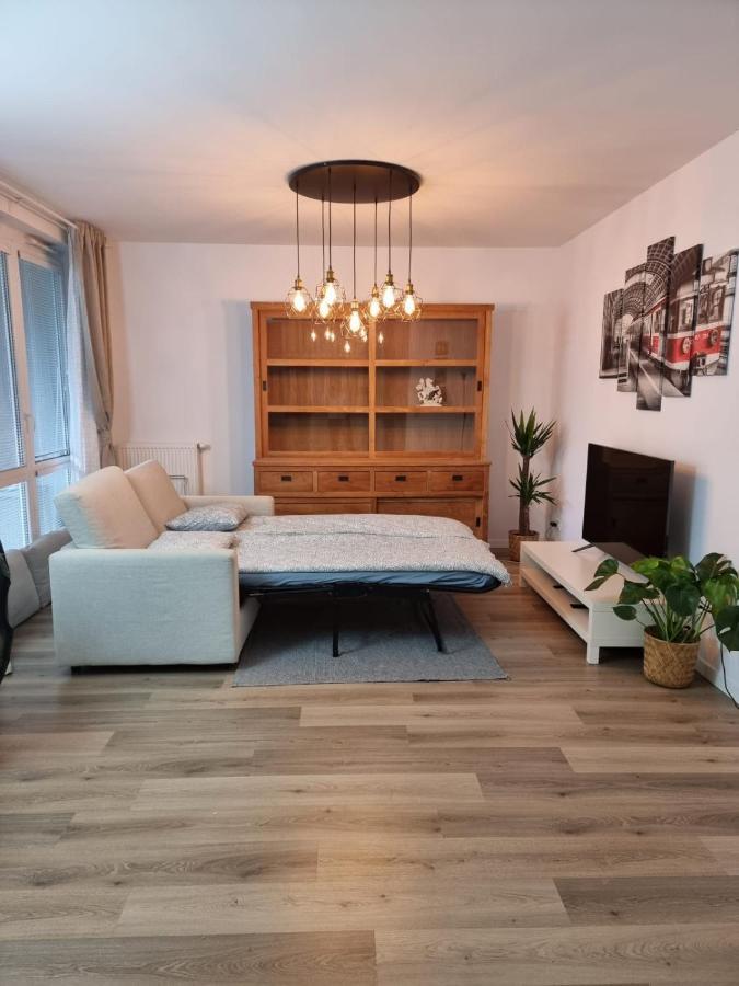 Big 6 People, 3 Rooms, Airport/mokotow * Warszawa